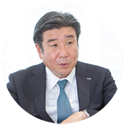 Managing Director, Sports Business Division, Dentsu Koji Henmi